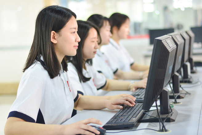 1528189847136948.jpg DSC_9977.jpg