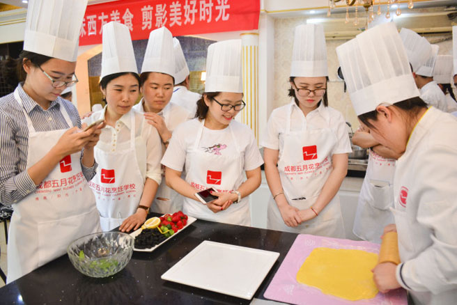 1528191236682268.jpg ec24bbe3f92f46db5d619103054e0fa5-sz_2132715.jpg